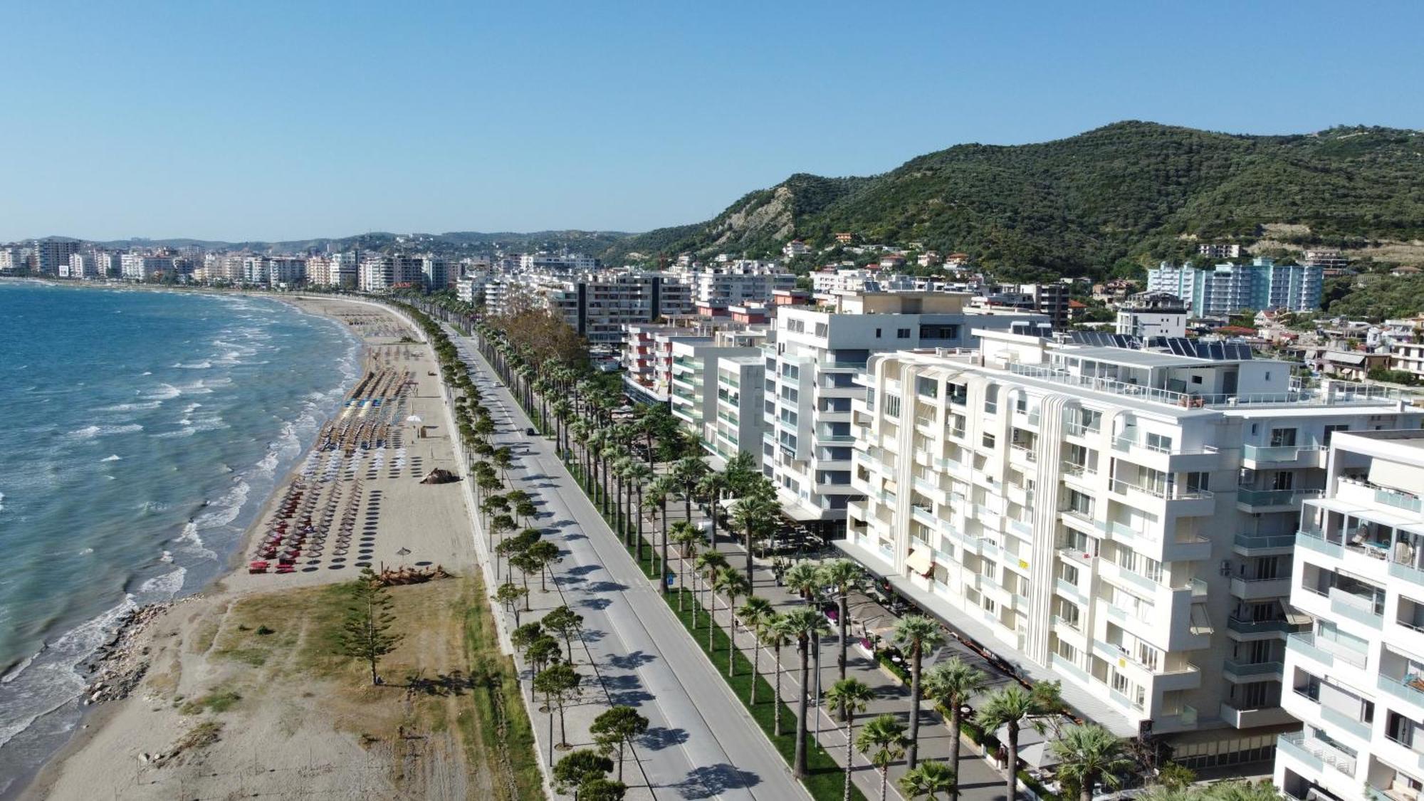 Maxi Room Vlorë Buitenkant foto